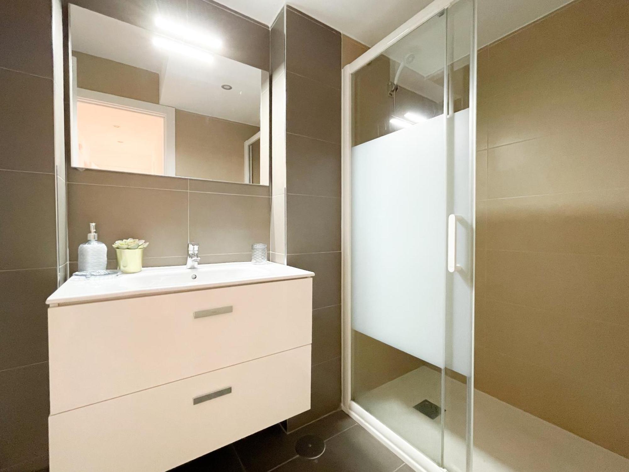 Moderno Apartamento Plz De La Merced 말라가 외부 사진